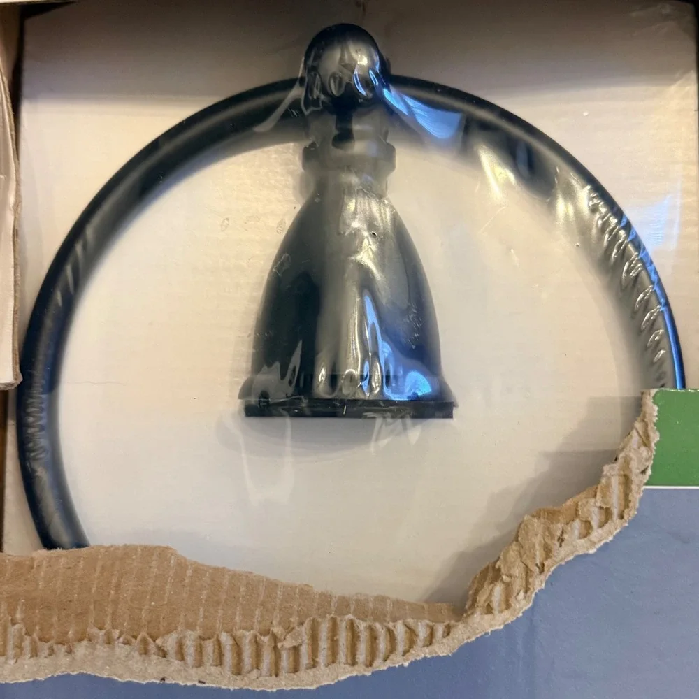 Moen Caldwell Towel Ring Matte Black Y3186BL Bathroom Hardware New Box Damage
